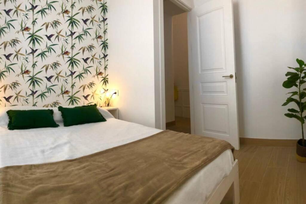 Gatu Premium Villa Libertad, Preferente Mayores De 25 Anos Y Familias Cadiz Dış mekan fotoğraf