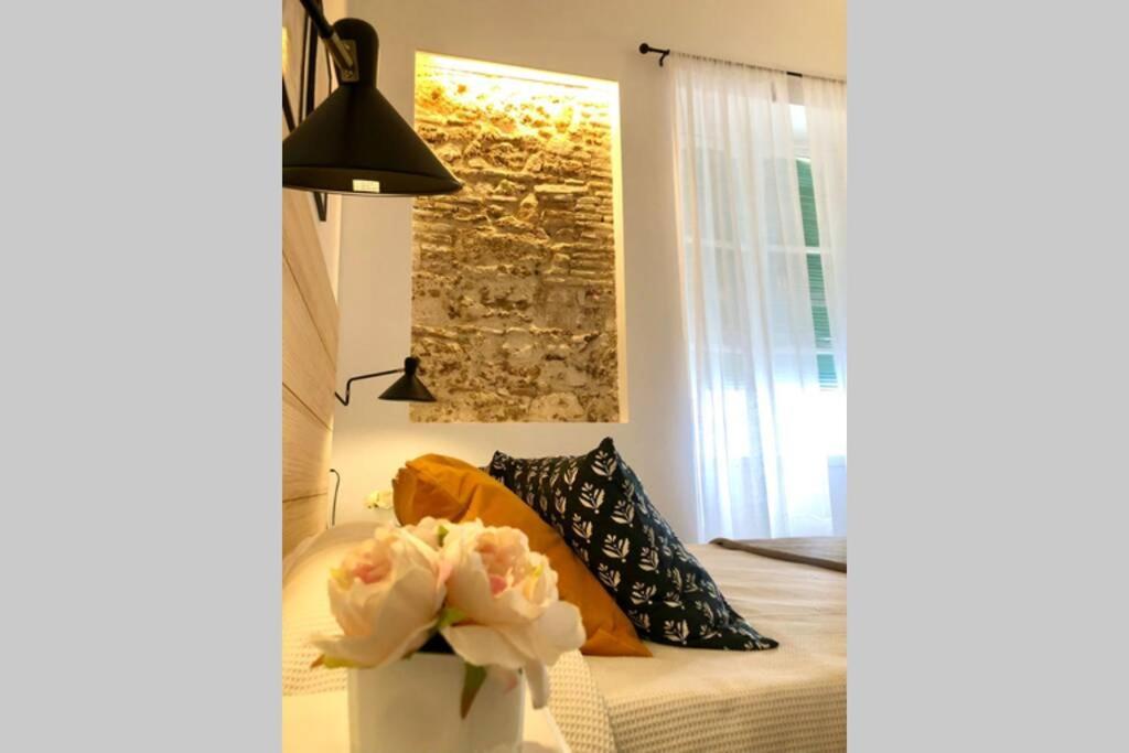Gatu Premium Villa Libertad, Preferente Mayores De 25 Anos Y Familias Cadiz Dış mekan fotoğraf